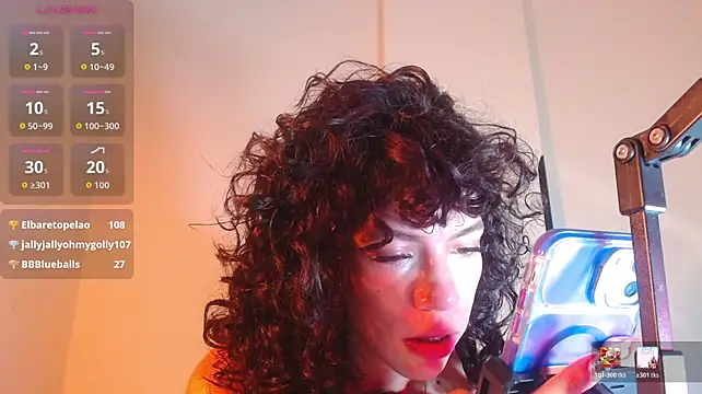BeellaRosse Show in webcam
