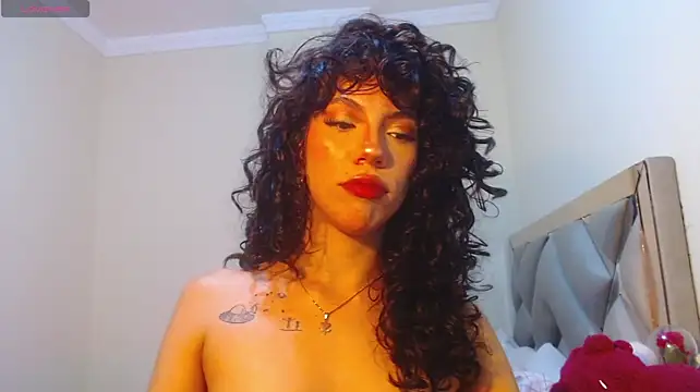 Chat +18 de BeellaRosse ao vivo