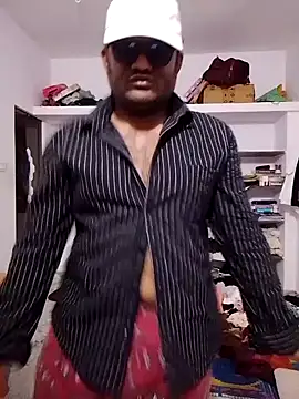 Show modela Aakash_27 na web-kameri