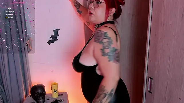 Velvet_Roseee – Kamerová šou