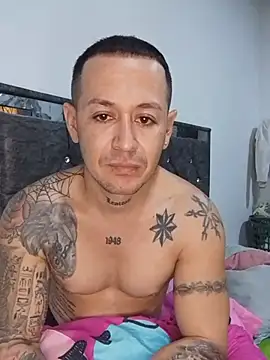 Julin03 – webcam-show