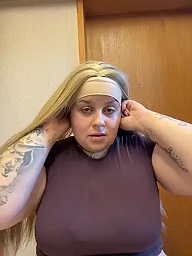 دردشة AmberMiller_official الجنسية المباشرة