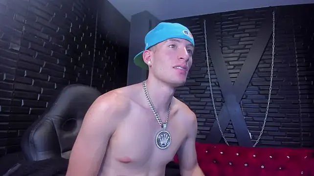 hunterheat__ webkamerás műsora