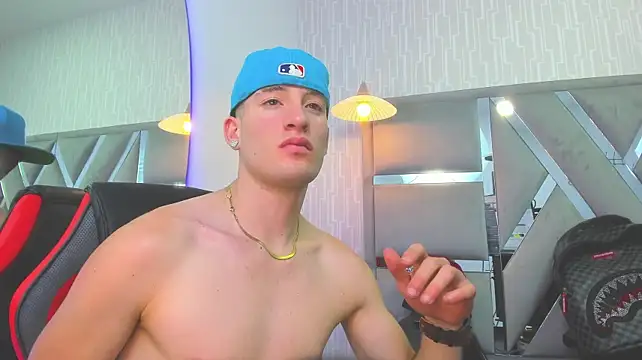 hunterheat__n Webbikameraesitys