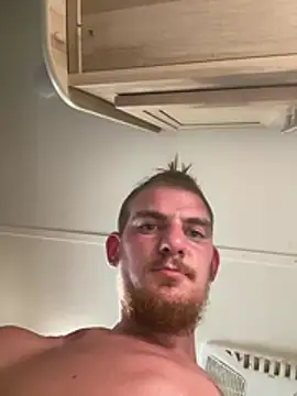 BabyGiraffe25 Webcam Show