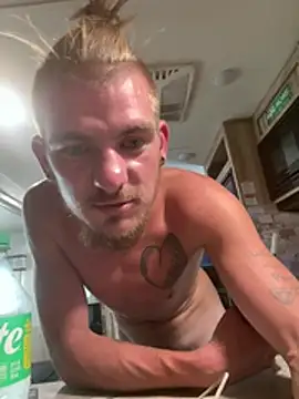 BabyGiraffe25 webcam show