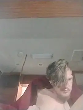 BabyGiraffe25 webcam show
