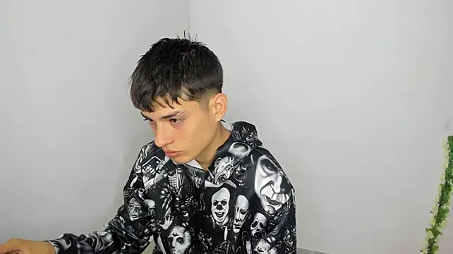 The_beby_guy's Webcam Show