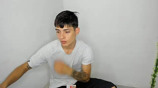 The_beby_guy Adlı Modelin Web Kamerası Şovu