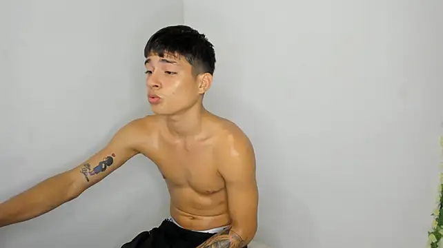 The_beby_guyn Webbikameraesitys