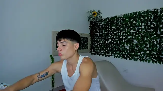 The_beby_guy Adlı Modelin Web Kamerası Şovu