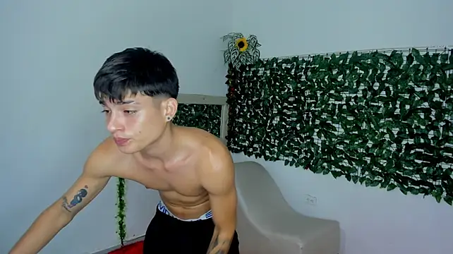The_beby_guy's Webcam Show