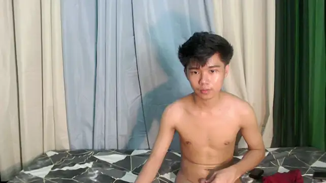 Yourgoddess_Nesssi Pertunjukan Webcam