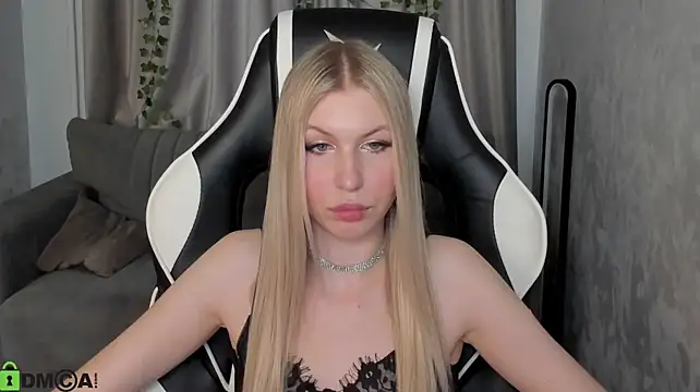 Rachel_Gloss Adlı Modelin Web Kamerası Şovu