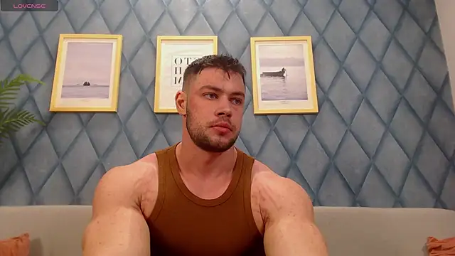 RyannWest webcam show