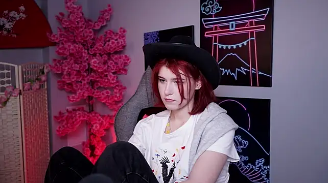 JulliaMoore Webcam show