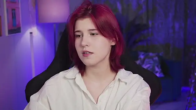 Chat XXX en directo de JulliaMoore