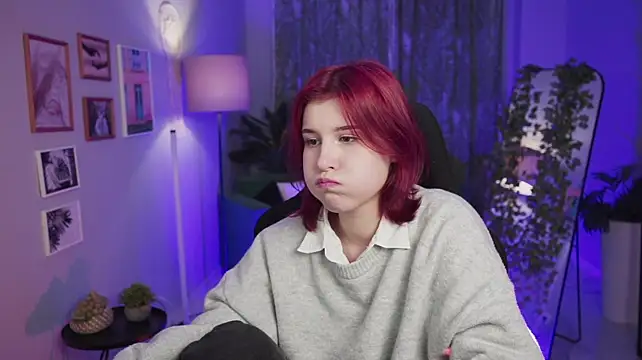Chat +18 de JulliaMoore ao vivo