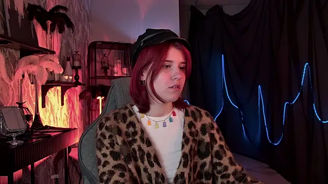 JulliaMoore Live XXX-Chat