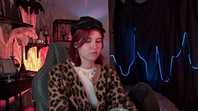 JulliaMooren Live XXX chat