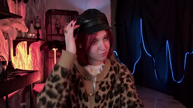 JulliaMoore Chat XXX in diretta