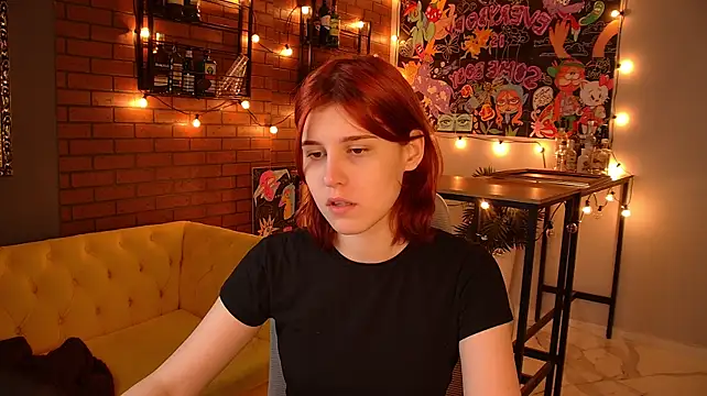 JulliaMoore Adlı Modelin Canlı XXX Sohbeti