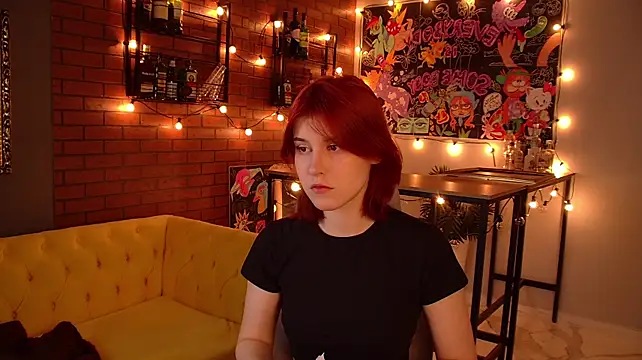 دردشة JulliaMoore الجنسية المباشرة