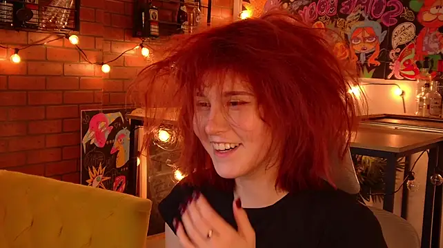 JulliaMoore Adlı Modelin Canlı XXX Sohbeti