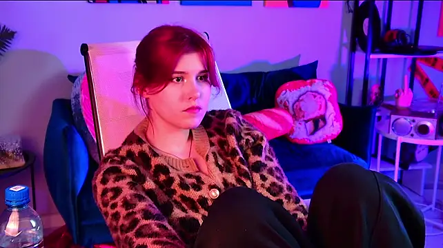 JulliaMoore Live XXX-chat