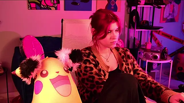 JulliaMoore Chat XXX in diretta