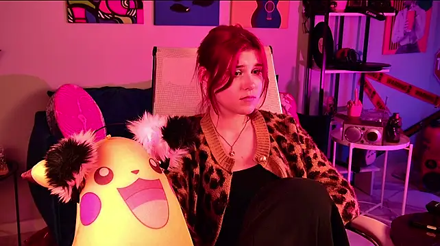 JulliaMoore Chat XXX in diretta