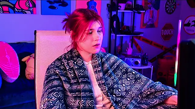 JulliaMooren Live XXX chat