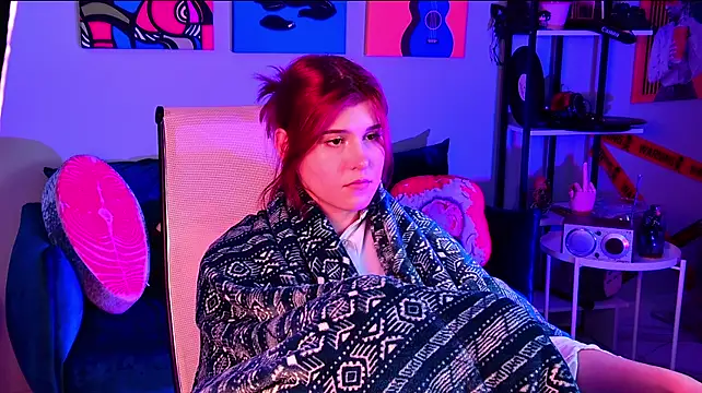 JulliaMooren Live XXX chat