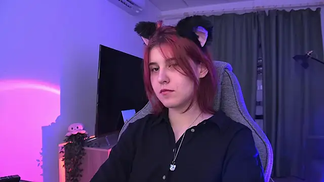 JulliaMoore – Naživo XXX chat