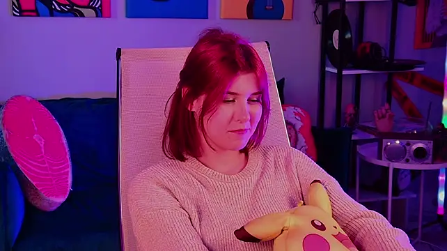 JulliaMoore live XXX chat