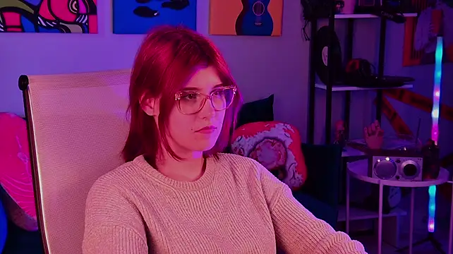 JulliaMoore Chat XXX in diretta