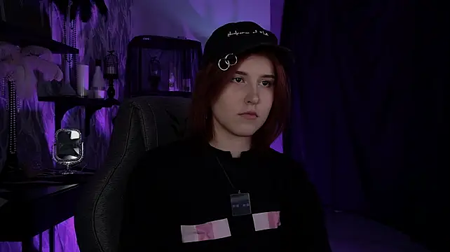 JulliaMoore's Webcam Show