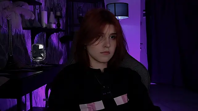 Chat +18 de JulliaMoore ao vivo