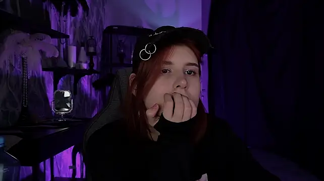 Chat +18 de JulliaMoore ao vivo