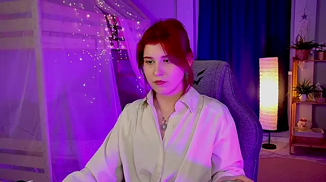 JulliaMoore লাইভ XXX চ্যাট