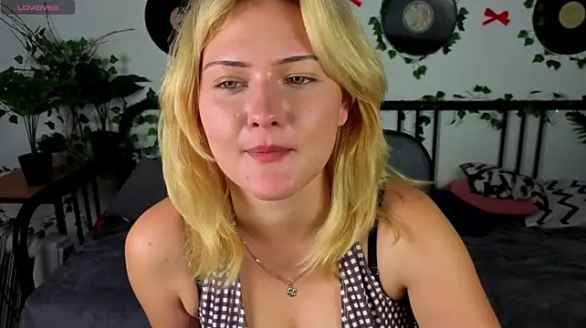 Show de MilliePuff na webcam