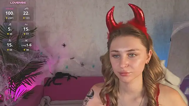 Pokazy przed kamerką – Zlata____Fox