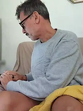sirjm Show in webcam