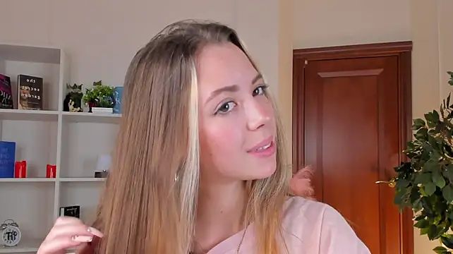 TamaVolino Live XXX-chat