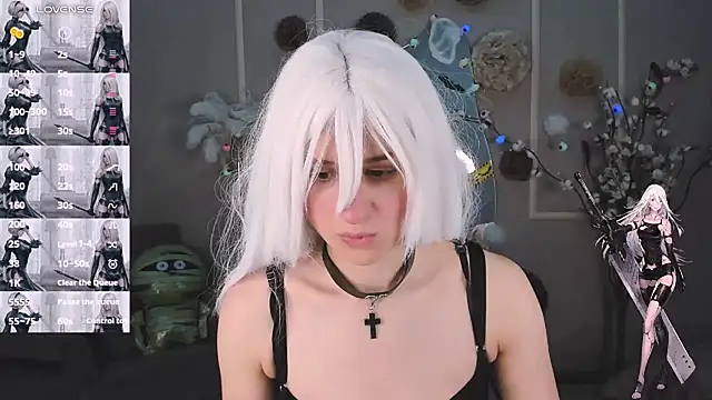 Pokazy przed kamerką – Max_Foxy