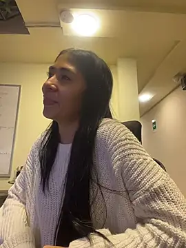 Zoe_Cloud Adlı Modelin Canlı XXX Sohbeti