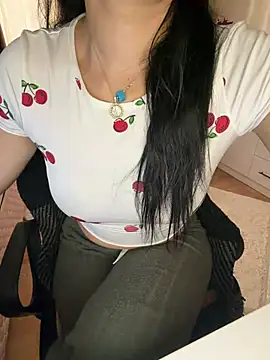 DUBAI333's Webcam Show