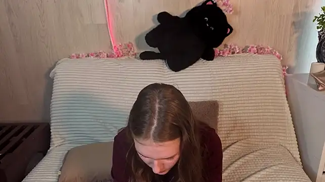 Chat +18 de TeressaKapanke ao vivo