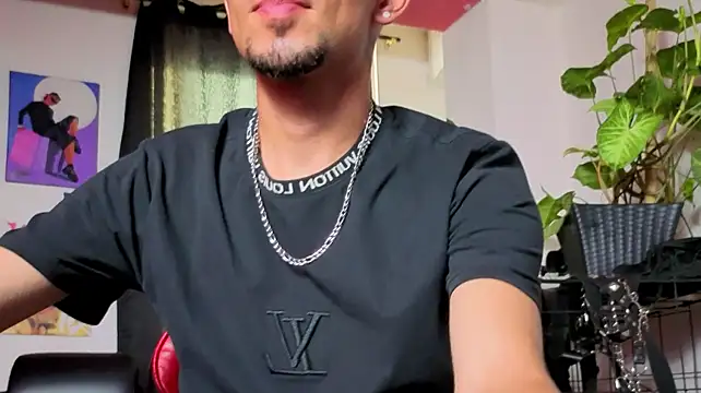 הופעת וובקאם של matthewfoxxx