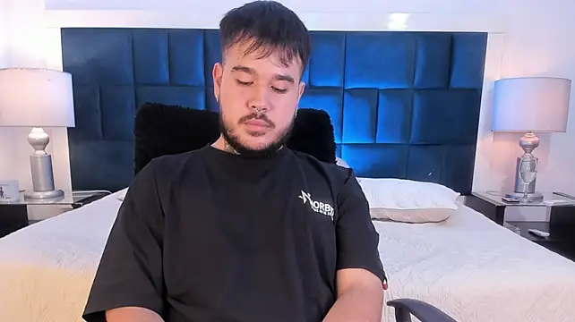 DanteBlossom Pertunjukan Webcam